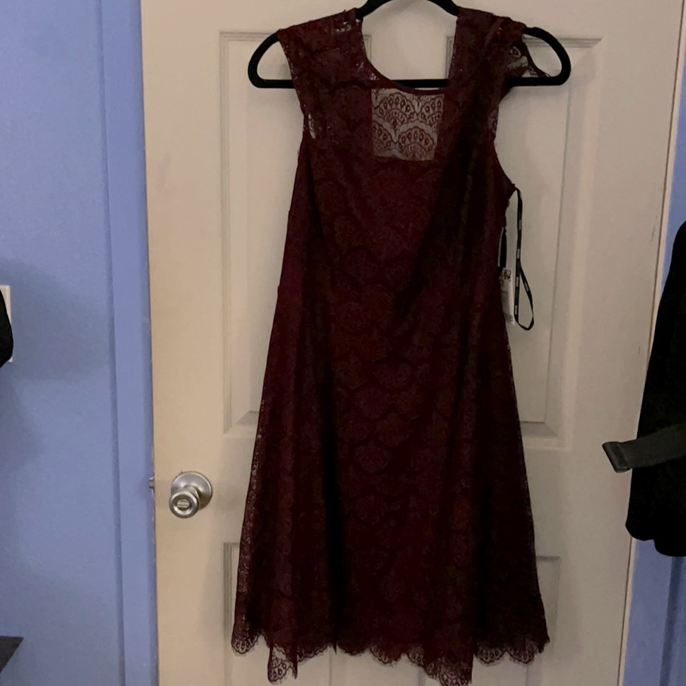 Beautiful Dress by Kensie Size 12 NWT